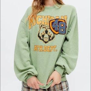 urban outfitters patch michigan sweatshirt